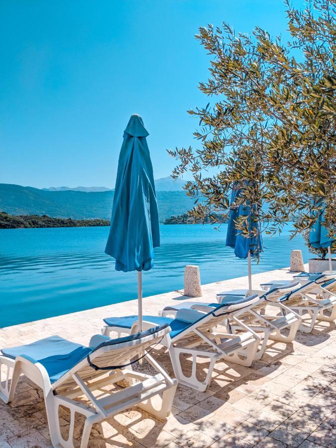 Apartments Maestral Tivat Exterior photo