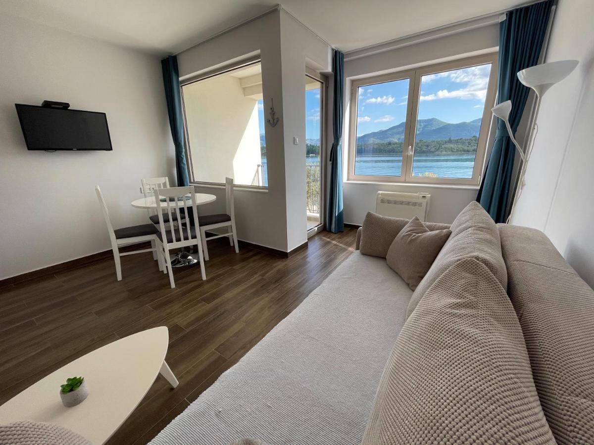 Apartments Maestral Tivat Exterior photo