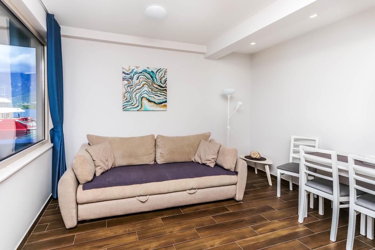 Apartments Maestral Tivat Exterior photo